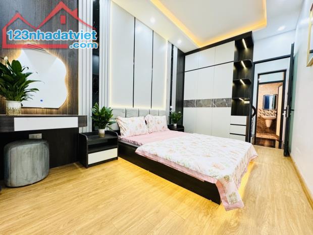 Bán Nhà Riêng 32m2 Tại Nam DưcLĩnh Nam, Hoàng Mai, Hà Nội, giá cực chất 5 tỷ - 4