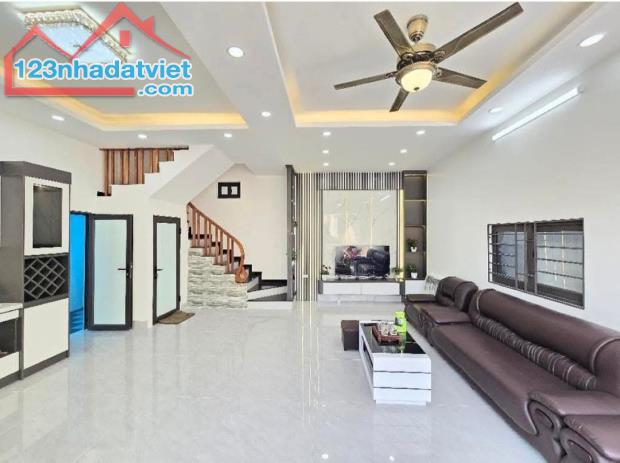 Bán nhà Liên Ninh, Thanh Trì diện tích 60m2, 4 tầng, MT 8m, LÔ GÓC - 1