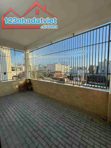 NGUYỄN VĂN LINH, HẢI CHÂU – BÁN NHÀ 4 TẦNG KIÊN CỐ, ĐẸP, Ở NGAY -Ô TÔ ĐỖ CỬA – CHỈ 5.X TỶ - 3