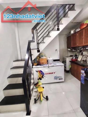 🏠Nhà mới đẹp 2 Tầng, 34m2, sát Mặt tiền đường Huỳnh Văn Nghệ P12 Gò Vấp - 1