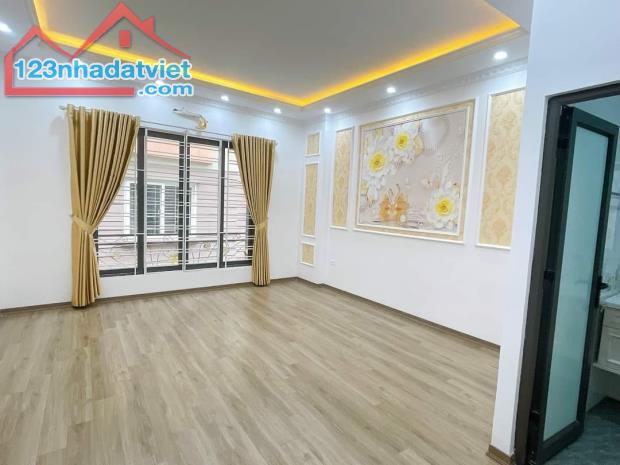 Nhà mới long lanh Đội Cấn Ba Đình, 35m, 6 tầng, 7.4 tỷ thang máy, ngõ nông, thông thoáng - 3