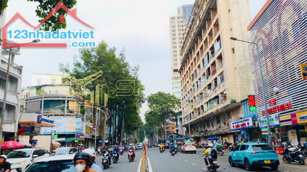 BÁN GẤP NHÀ PHỐ, DIỆN TÍCH 557.6m² GIÁ 92 TỶ - HOTLINE: 0984.388.599 - 1