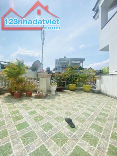 Nhình 14 tỷ bán nhà CMT8, QUẬN 3, 120m2 xây CHDV - 2