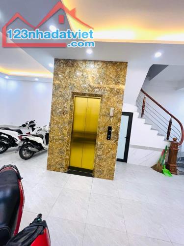 Bạch Mai 65m2, 5 tầng, thang máy, cho thuê 45 triệu/tháng, 13 tỷ.