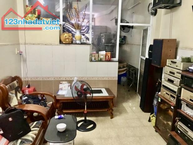 (RẺ) BÁN NHÀ gần 70m2, MẶT TIỀN KINH DOANH, Đường 10m, Quận 8-NGUYỄN THỊ TẦN-Ô Tô Vào Nhà - 2