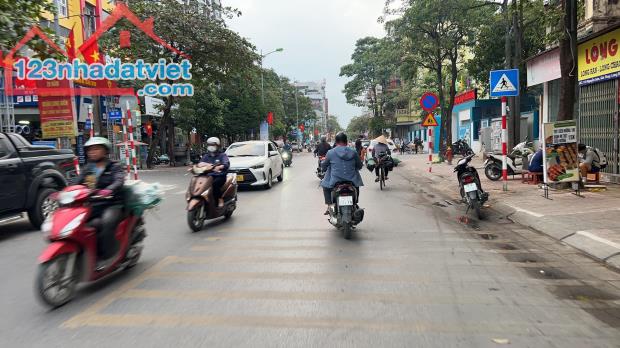 DUY NHẤT MẢNH ĐẤT VÀNG NGUYỄN SƠN 90M, MT6M, 2 MẶT THOÁNG TRƯỚC SAU Ô TÔ VÀO, CHẠY QUANH. - 3