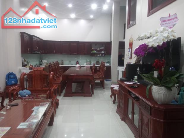 Bán nhà Đội Cấn, Ba Đình, Hà Nội, Gara Ôtô, 45m, 12,2tỷ .0979353468 - 1