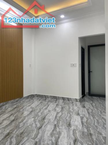 BÁN NHÀ 2 TẦNG, 40M2, TÂN KIỂNG, QUẬN 7 - GIÁ 5.8 TỶ - SỔ HỒNG CHÍNH CHỦ - 3