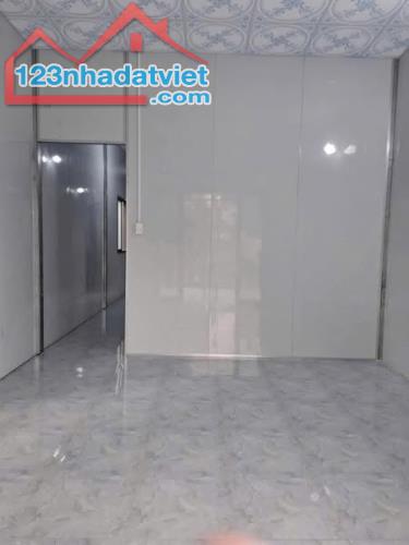 Bán nhà 420 triệu - mỸ Hạnh Nam - 2 phòng ngủ. DT: 4x15m ( CCVB). 088.98.41.300 nhi - 2