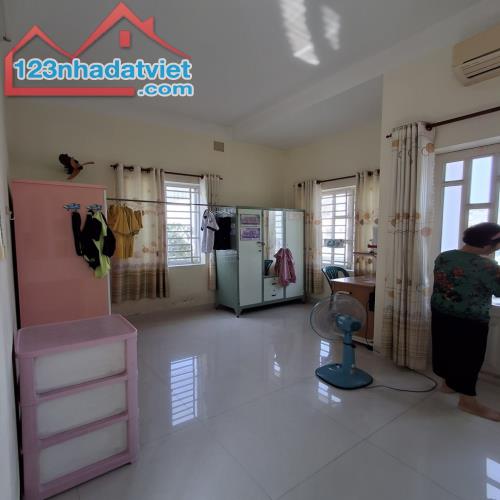 Bán nhà hẻm ô tô thông đường Hồ Văn Tư, Quận Thủ Đức_ 101 m2 đất _ Chỉ 6 ty--2 tầng 2 pn 2 - 3
