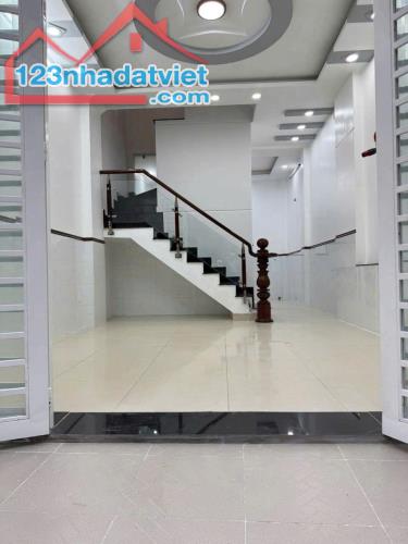 Nhà hẻm Bình Thành, Bình Hưng Hòa B dt 44m2 2 lầu 4pn 3wc giá 4,35 tỷ - 2