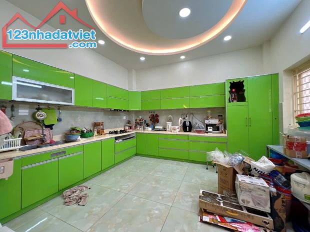 Bán Nhà Mặt Tiền Dương Khuê, Víp Tân Phú, 230m2, Ngang Khủng 10m, 3 Tầng, Nhỉnh 32 Tỷ TL. - 1