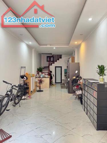 NHÀ ĐẸP, NGÕ 207 XUÂN ĐỈNH, BẮC TỪ LIÊM: 37M X5T, MT 3,5M, GIÁ 7,5 - 4