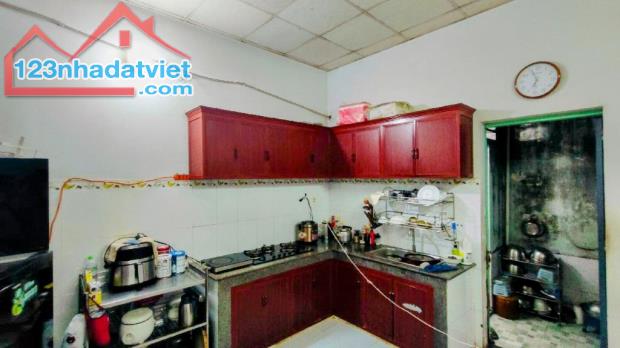 Hót bán nhanh trước tết 80m2 đường rộng 8m có vỉa hè 2m mặt sau đường lớn lã Xuân oai - 1