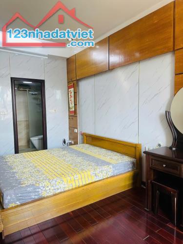 Cho thuê căn hộ chung cư thành ủy 229 Phố Vọng - 120m2 3PN - full nội thất sang xịn - 2