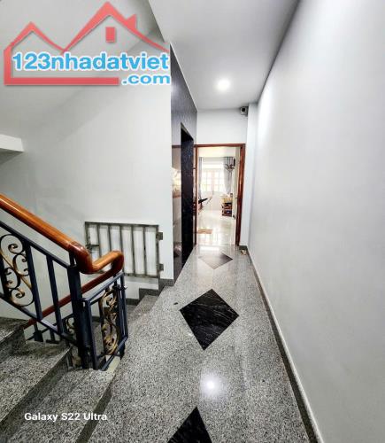 Bán nhà HXH tránh KD, Nguyễn Trãi, Nguyễn Cư Trinh, Q1, 100m2, 5 tầng, thang máy, giá rẻ - 3