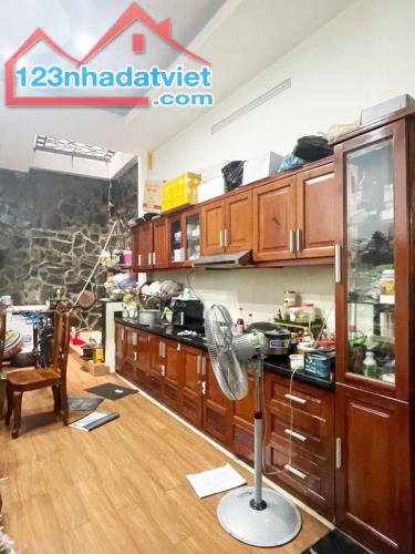 Nhà Đẹp Hẻm Xe Tải 7m, 4 tầng đúc, Trần Văn Hoàng, Tân Bình, 86m2, chỉ 11.9 tỷ TL - 2