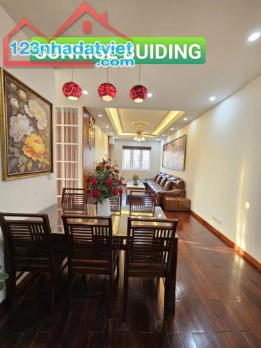 Bán căn hộ chung cư cao cấp tòa nhà D11 Sunrise Building 100m2, 3Pn, lô góc, full nội thất - 2