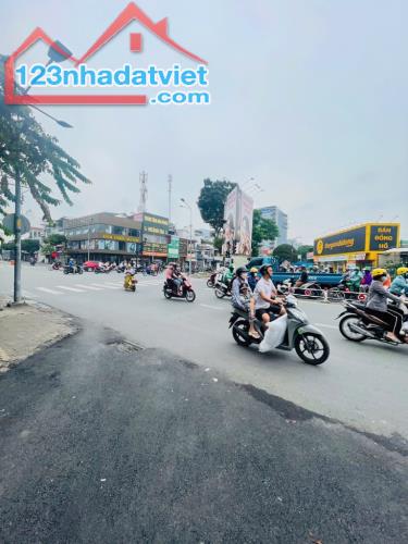 NHỈNH 5 TỶ - Nguyễn Văn lượng Lottemart - 70M2( 5,2 x15) Nở hậu - 5.6 Tỷ