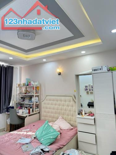 Lê Trực, phường 7, Bình Thạnh, xe hơi ngủ trong nhà, hẻm 5m, giá 11.68 Tỷ - 3