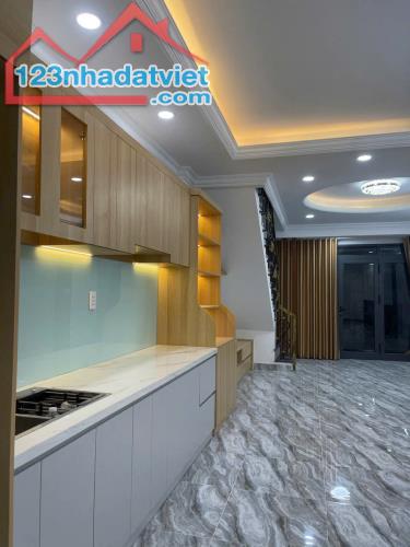 BÁN NHÀ QUẬN 7, PHƯỜNG TÂN KIỂNG - DT: 4,1 X 12M, 1 LẦU, HOÀN CÔNG ĐỦ - 1