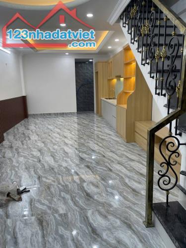 BÁN NHÀ QUẬN 7, PHƯỜNG TÂN KIỂNG - DT: 4,1 X 12M, 1 LẦU, HOÀN CÔNG ĐỦ - 3