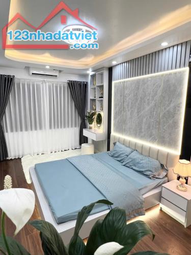 ✳️Lô Góc 3 mặt Ngõ Hoàng Quốc Việt 55 M2 5T MT 5.2M, Chỉ 20 Tỷ  Nhà Đẹp Gần Phố - Ô Tô đỗ - 2
