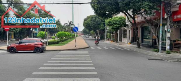 Bán Nhà Mặt tiền Nguyễn Thế Truyện - ngay Diệp Minh Châu, 4x18m, 4T - 5PN, 13.8 tỷ.