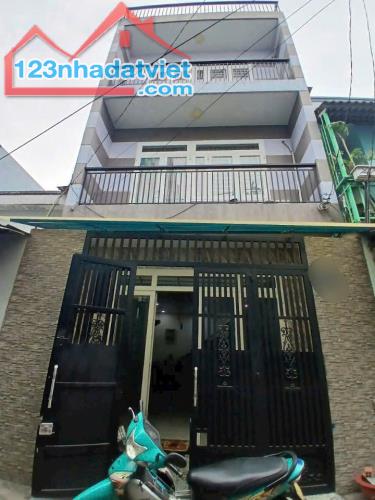 Nhà hẻm 2 xẹt đường số 8,Bình Hưng Hòa B dt 50m2 2 lầu 4pn 3wc giá 4,2 tỷ