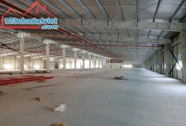 Cho thuê 12.700m2 Kho, Xưởng  tại khu CN Yên Phong, tỉnh Bắc Ninh.
+Diện tích nhà xưởng : - 1