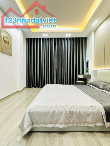 VĂN HƯƠNG ĐỐNG ĐA - 25M X 5T - MT 3.5M - Ô TÔ DỪNG ĐỖ NGÀY ĐÊM❗️ - 2