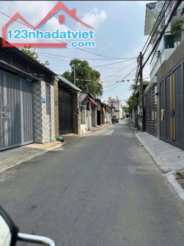 Đón Giáng Sinh Đón Nhà mới Bán Nhanh Căn nhà Tân Xuân Hóc Môn 85m2 SỔ HỒNG RIENG 950triệu - 2