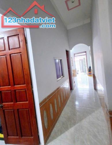 Đón Giáng Sinh Đón Nhà mới Bán Nhanh Căn nhà Tân Xuân Hóc Môn 85m2 SỔ HỒNG RIENG 950triệu - 3
