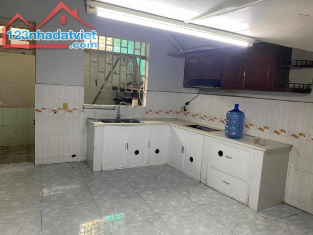 Bán nhà Hẻm xe tải Đường Nguyễn Hữu Tiến, Quận Tân Phú, 85.1m², 6.3 tỷ. - 2