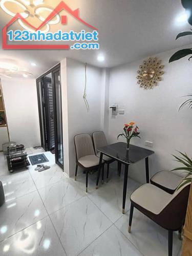 VG1SH6 🏠 Nhà Đẹp Đón Bạn Về - Chỉ Cần Xách Vali, Ngõ Xe 3 Bánh Đua, Sổ Đẹp Hai Bà Trưng - 3