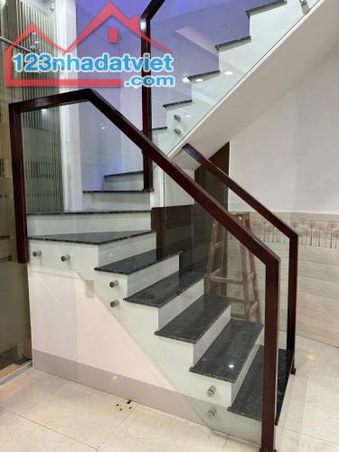 NHÀ 2 ẦNG ĐỐI DIỆN THÁP BÀ PONAGAR, 37M2, ĐƯỜNG 5M, 37M2, GIÁ CHỈ 2 TỶ 850 - 4