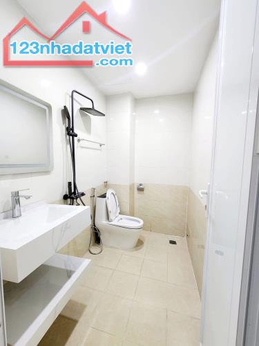 BÁN GẤP Nhà KHƯƠNG TRUNG 5T, 50m2, MT 4m, 11.2 Tỷ. LH: 0962 630 109 - 5