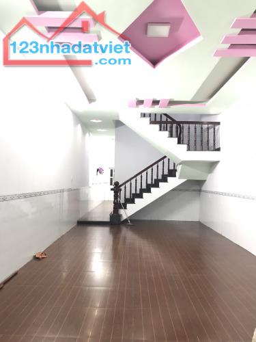 Cho Thuê Nhà 3 Tầng 4PN, Sân Xe Hơi, P.Tân Phong, DTSD270m2 - 4