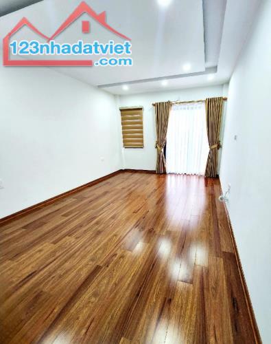 Bán Nhà Ngõ 94 Thượng Thanh, Long Biên, 34m2, 5 Tầng, MT4m, Ô Tô, Phân Lô, Nhỉnh 5 Tỷ - 2