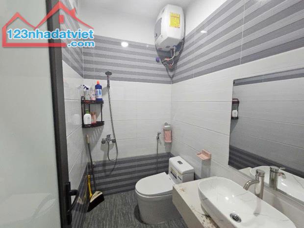 🏠 CỰC HIẾM - BÁN NHÀ NAM DƯ, HOÀNG MAI -DIỆN TÍCH KHỦNG, GIÁ RẺ BẤT NGỜ, NHỈNH 3 TỶ - 2