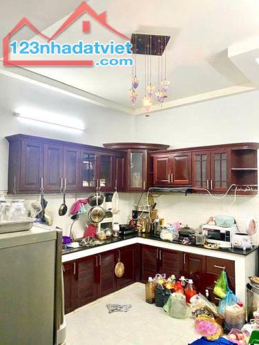 🏡 BÁN NHÀ 2 TẦNG‼️ Ô TÔ ĐỖ CỬA - DƯƠNG BÁ TRẠC - 4x17.6m - CHỈ 5.7 TỶ TL. - 2