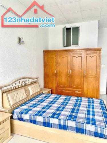 🏡 BÁN NHÀ 2 TẦNG‼️ Ô TÔ ĐỖ CỬA - DƯƠNG BÁ TRẠC - 4x17.6m - CHỈ 5.7 TỶ TL. - 4