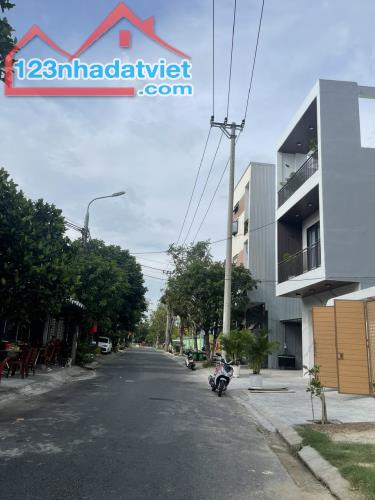 Bán Lô Đất Siêu Đẹp Nguyễn Đức Thiệu, 104 m2, nở hậu tài lộc, phong thủy tổt giá 3,4 Tỷ