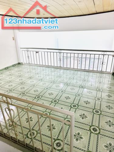 Sát Mặt Tiền Giá 3.45 Tỷ, 4x12 Vuông Vức, Hẻm Oto, Vị Trí Trung Tâm Hiệp Thành – Quận 12. - 4