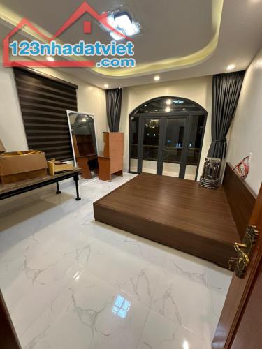 Bán biệt thự Nguyễn Siêu Phường 7 Đà Lạt 247m2 - 3