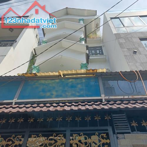 Bán CHDV Quận Tân Bình,P.15,Đường Phạm Văn Bạch(111m2-5.2x20x5 Tầng) 13,4Tỷ TL