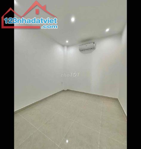 Bán nhà mới hẻm thông Nguyễn Tri Phương , DT 30m2 , Giá 4,6 tỷ - 2