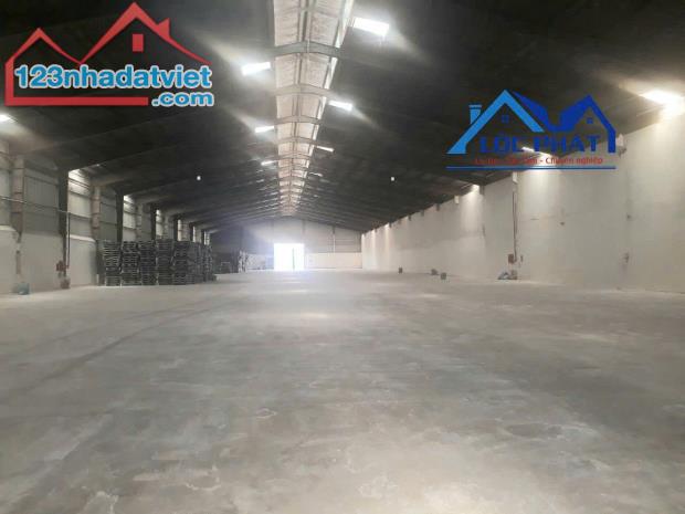 Cho thuê kho Kcn Long Bình Biên Hòa 3.600 m2 chỉ 41.000/m2 - 1