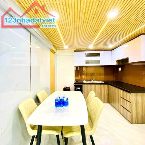 NHÀ ĐẸP ĐÓN TẾT - GẦN SÂN BAY - TÂN BÌNH - FULL NỘI THẤT CAO CẤP - DIỆN TÍCH 40M2 - 4 TỶ - 2