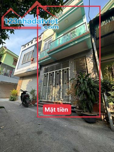 Bán nhà 3 tầng trại Thuỷ , Liên bảo, dt 87m2 , giá 3.x tỷ - 4